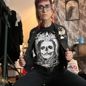 Meet your Posher, Crystal